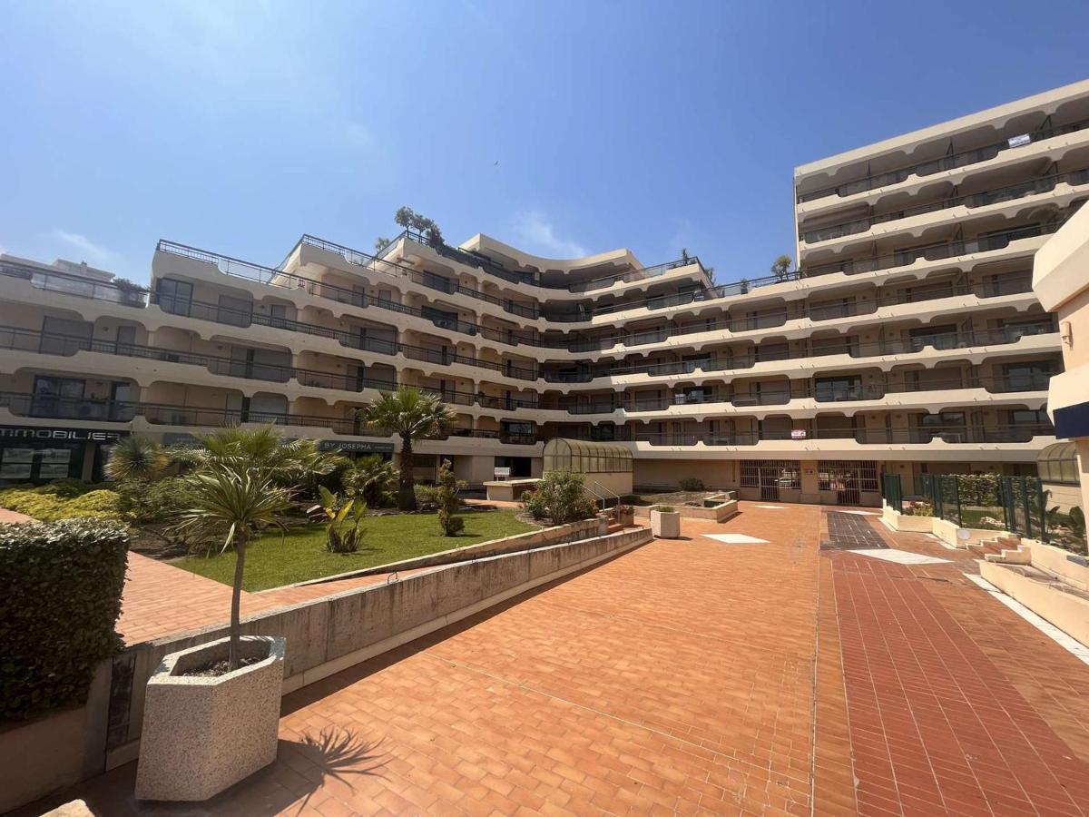 Appartement 2P, 4 Couchages, Terrasse Et Salon De Jardin A 200M De La Plage, Frejus - Fr-1-226A-22 Luaran gambar